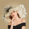 Chapeau Catherinette à Grandes Fleurs Beiges 1 Chapeau Catherinette à Grandes Fleurs Beiges -Chapeau Chic Soldes 0 08cf2b