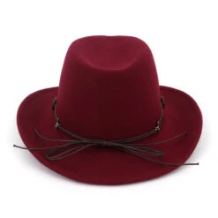 Chapeau Aventurier Avec Bande En Cuir -Chapeau Chic Soldes 1997 f77d98
