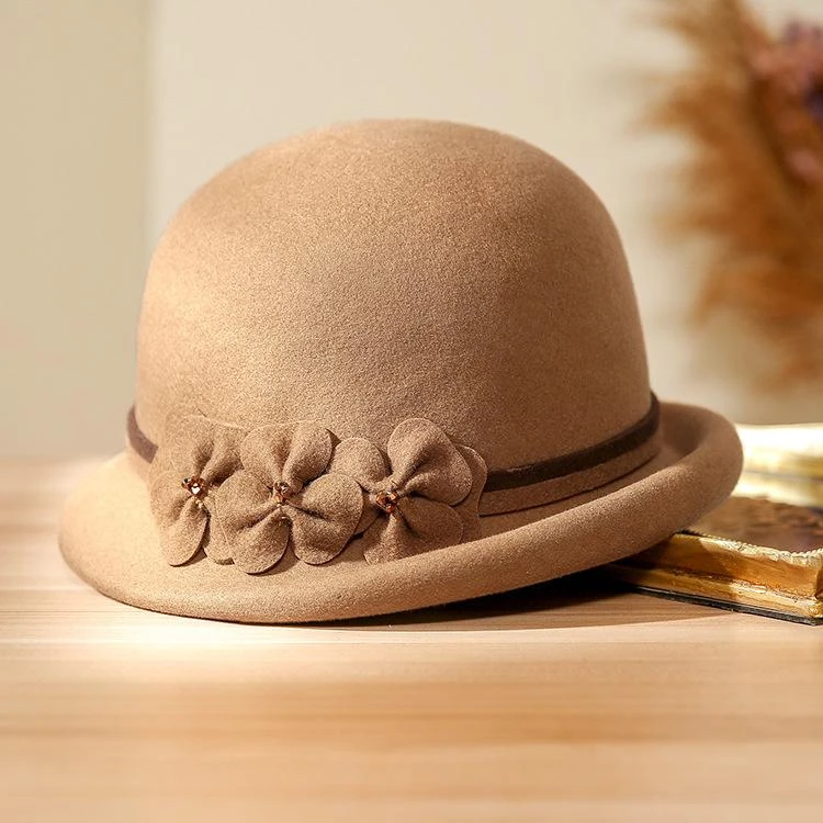 Chapeau Cloche En Laine Avec Fleurs Pour Femme 5 Chapeau Cloche En Laine Avec Fleurs Pour Femme – Image 3
