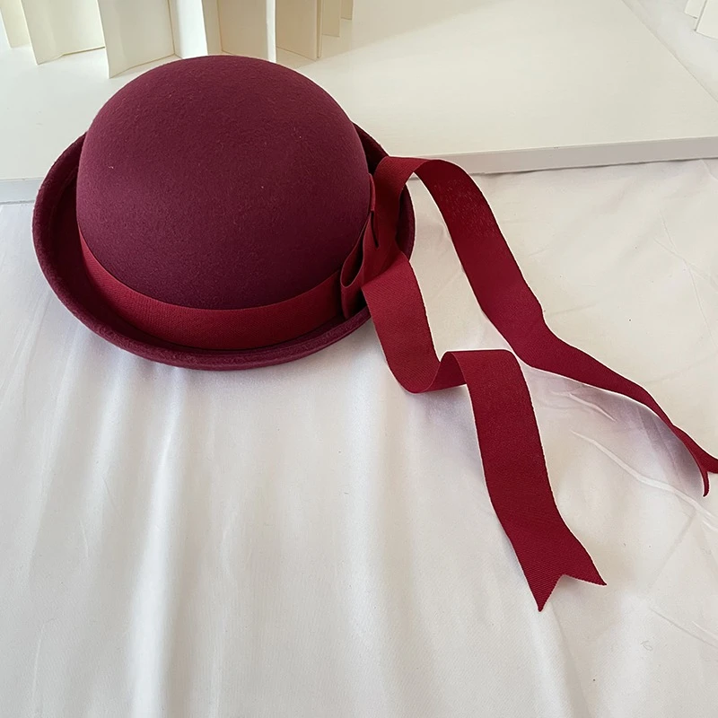 Chapeau Melon Rétro Avec Nœud Papillon 3 Chapeau Melon Rétro Avec Nœud Papillon