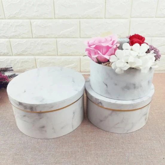 Boîte à Chapeau Blanche Et Marbrée 4 Boîte à Chapeau Blanche Et Marbrée – Image 3