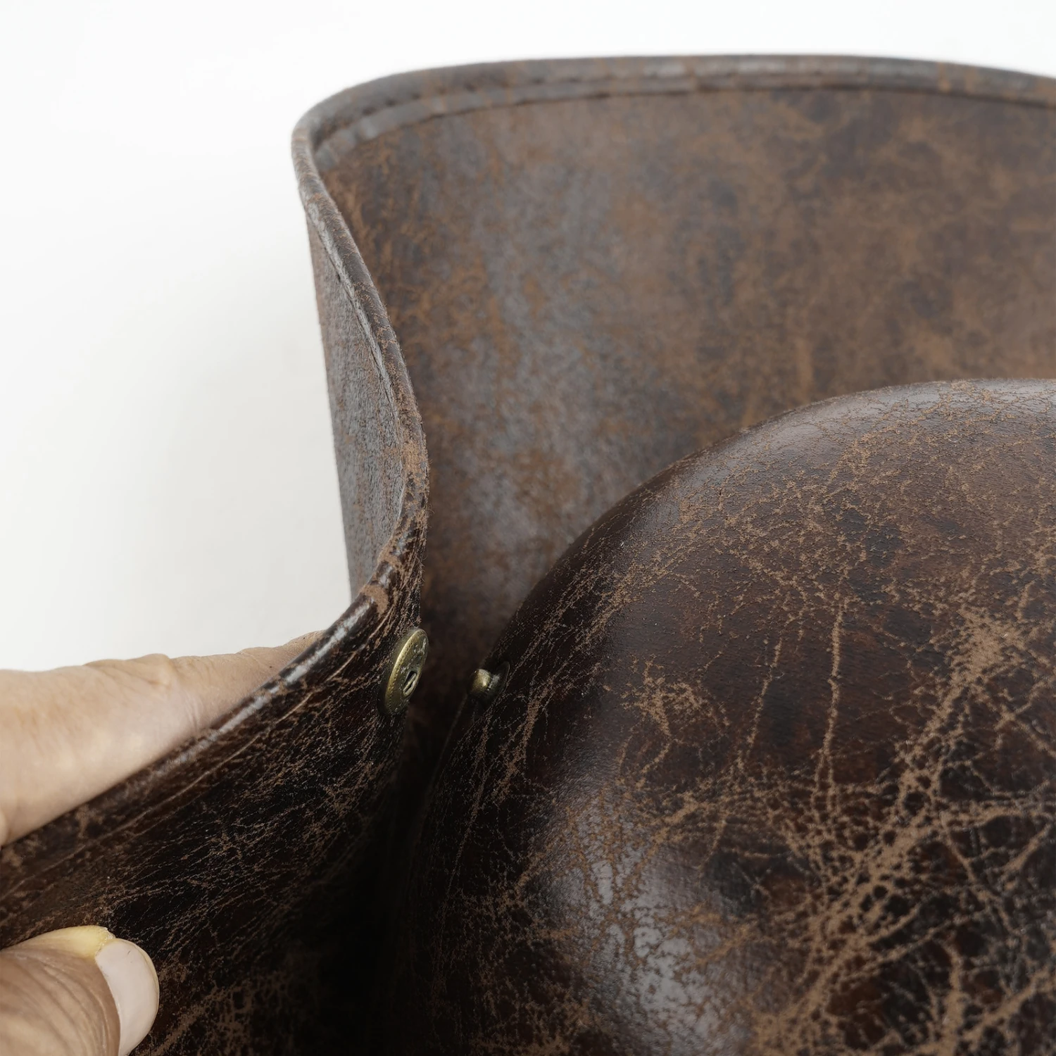 Chapeau Tricorne De Pirate Marron Clair 5 Chapeau Tricorne De Pirate Marron Clair – Image 3