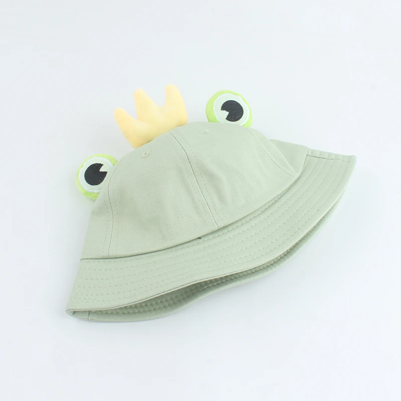 Chapeau Bob Grenouille Avec Une Couronne 5 Chapeau Bob Grenouille Avec Une Couronne – Image 3
