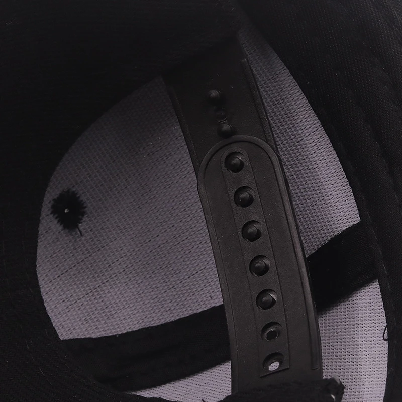 Chapeau Casquette Noire à Cornes En Coton Imprimé Bulldog 6 Chapeau Casquette Noire à Cornes En Coton Imprimé Bulldog – Image 4