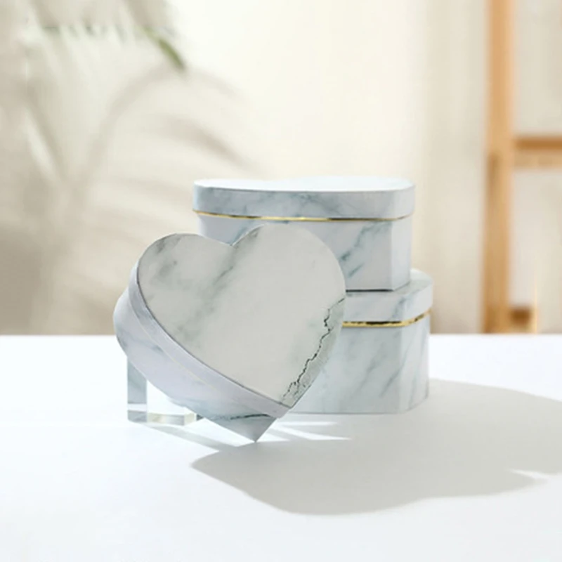 Lot De Trois Boîtes à Chapeau Cœur Marbré 10 Lot De Trois Boîtes à Chapeau Cœur Marbré – Image 8