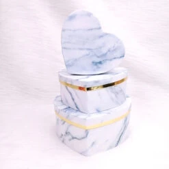 Lot De Trois Boîtes à Chapeau Cœur Marbré 16 Lot De Trois Boîtes à Chapeau Cœur Marbré -Chapeau Chic Soldes 9462 yoy6iv