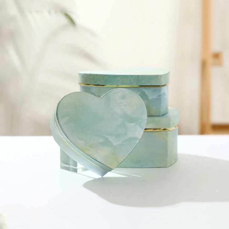 Lot De Trois Boîtes à Chapeau Cœur Marbré 11 Lot De Trois Boîtes à Chapeau Cœur Marbré – Image 9