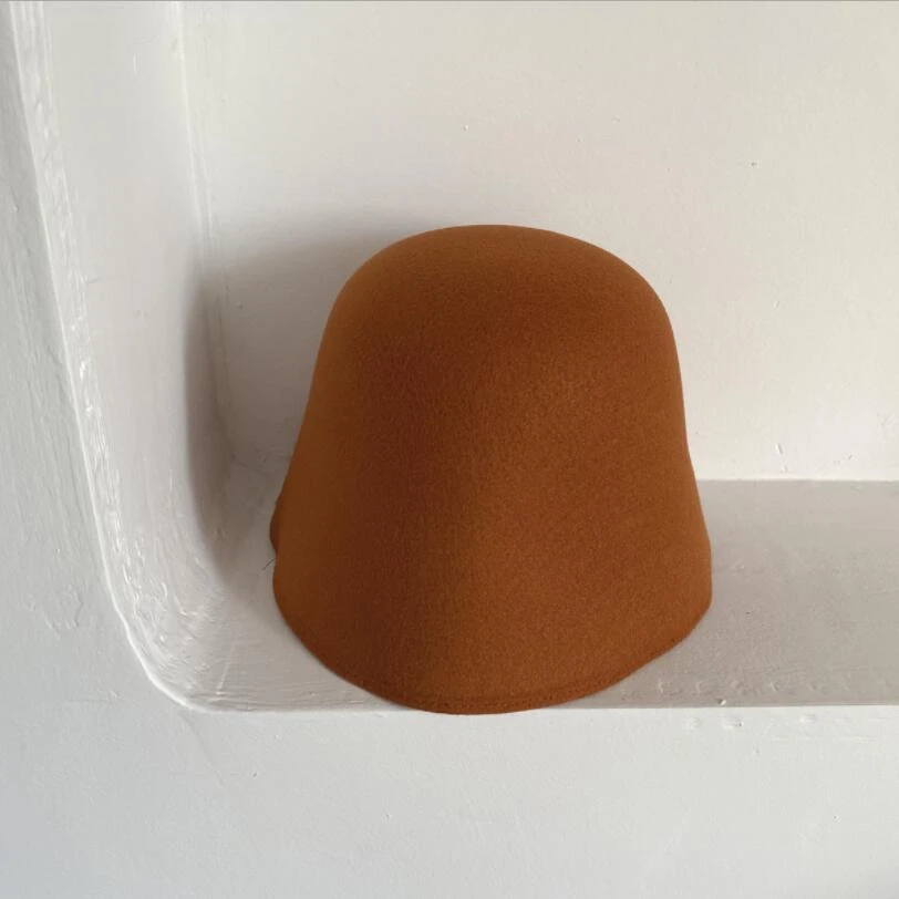 Chapeau Cloche Minimaliste En Feutre De Laine 4 Chapeau Cloche Minimaliste En Feutre De Laine – Image 2