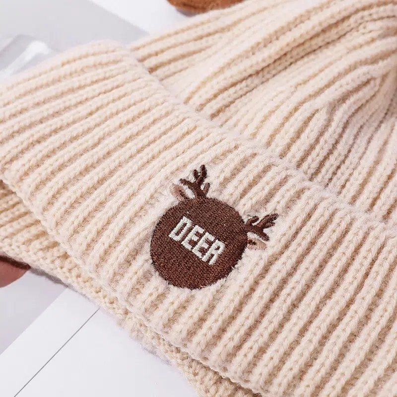 Chapeau De Type Bonnet D’hiver Avec Bois De Cerf 4 Chapeau De Type Bonnet D’hiver Avec Bois De Cerf – Image 2