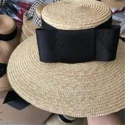 Chapeau De Plage En Paille Avec Un Ruban Noir Pour Femme 10 Chapeau De Plage En Paille Avec Un Ruban Noir Pour Femme -Chapeau Chic Soldes IMG chapeau plage paille ruban noir femme 4