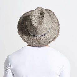 Chapeau Panama En Raphia Et Lanière De Jean 14 Chapeau Panama En Raphia Et Lanière De Jean -Chapeau Chic Soldes cpxd