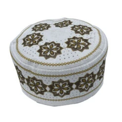Chapeau Arabe à Motif Floral
